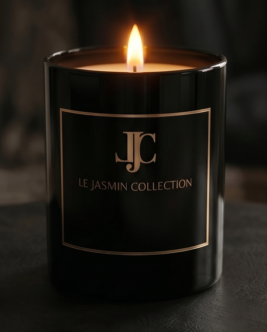 Brennende LE JASMIN COLLECTION Duftkerze LIORA mit warmem Kerzenlicht