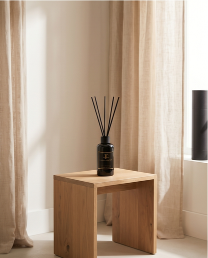 Detailansicht Black Elixir Reed Diffuser von LE JASMIN COLLECTION